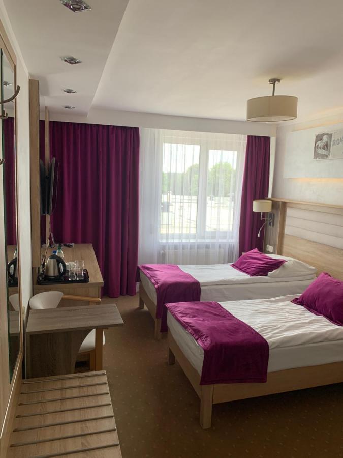 Diament I Brylant Hotel Rawicz Exterior photo