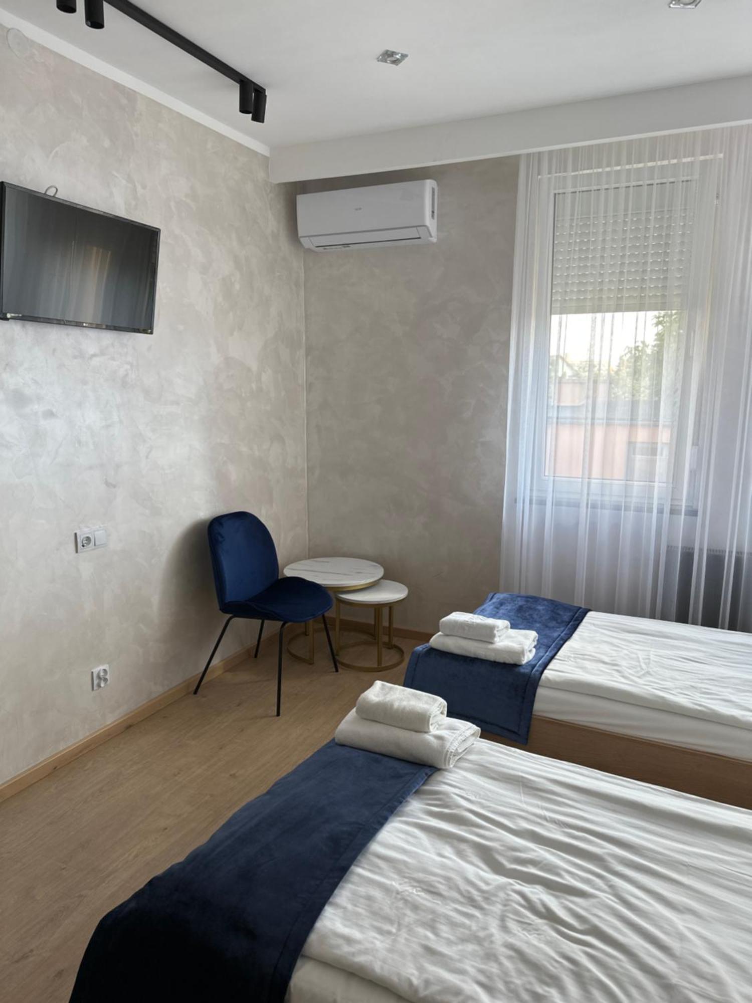 Diament I Brylant Hotel Rawicz Exterior photo